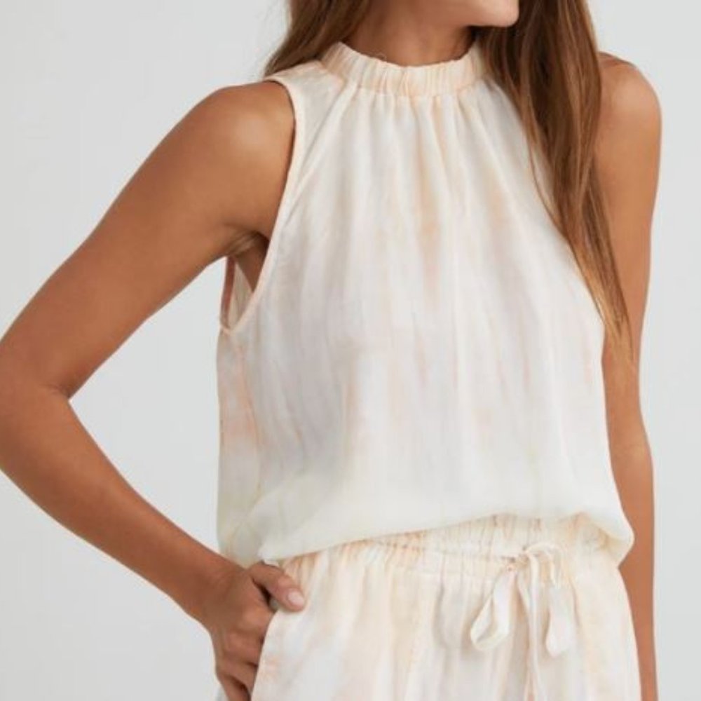 NWT Bella Dahl Top in Sun Shadow Tie Dye